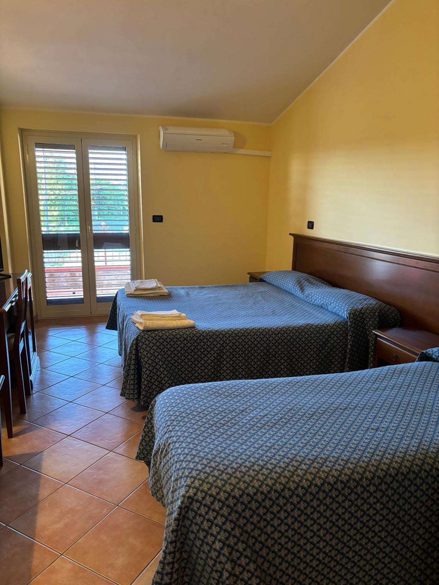 La Nuova Locanda Orsomarso Bagian luar foto