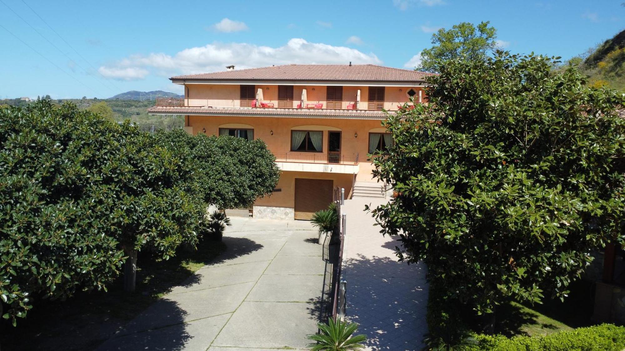 La Nuova Locanda Orsomarso Bagian luar foto